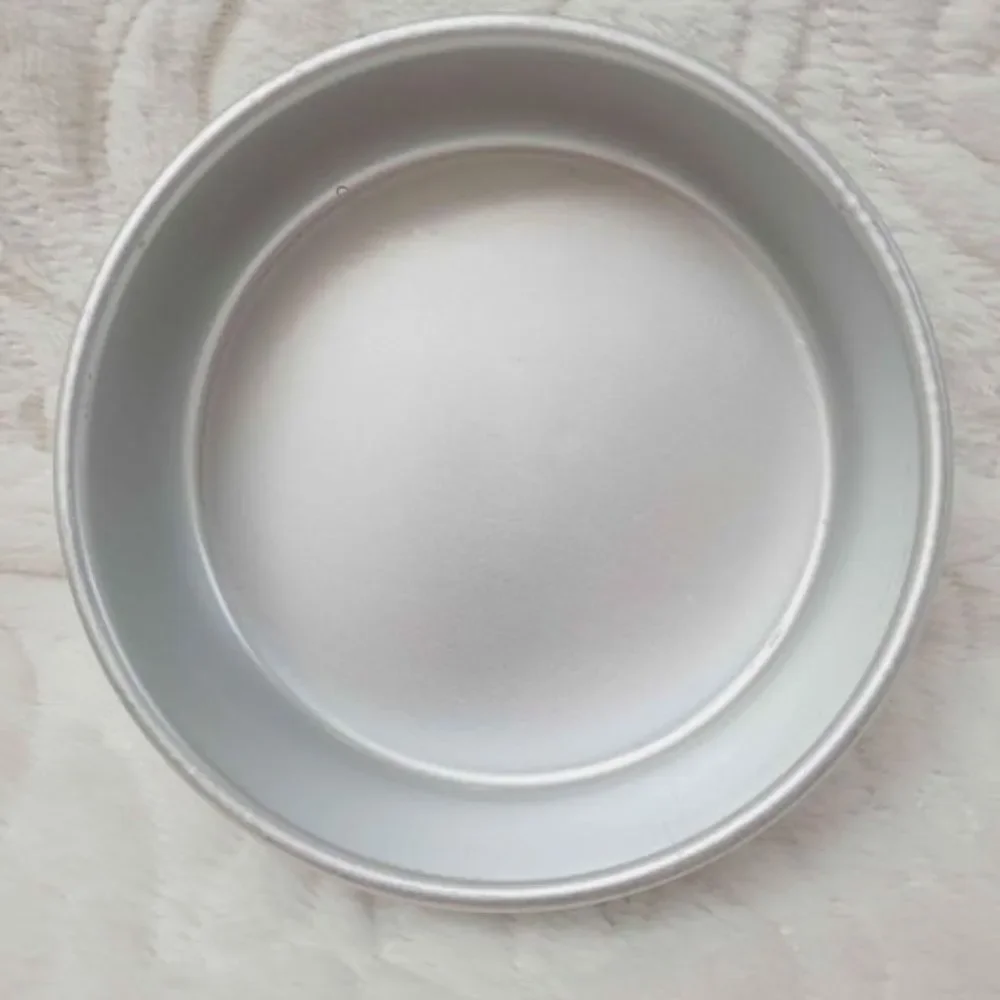 Vintage Wilton Round Cake Pan 6 Inch x 2 Inch Number 506-2187 Silver